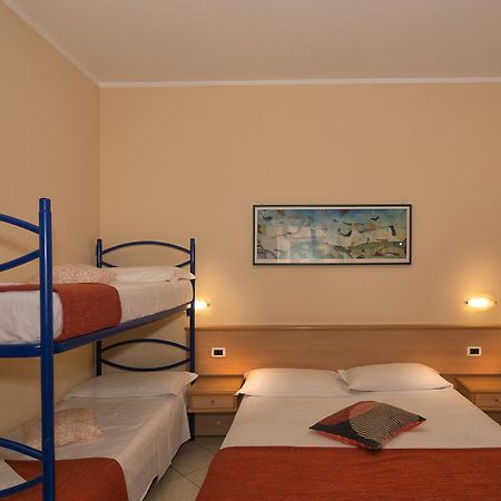 Hotel Astor ปิซา ห้อง รูปภาพ